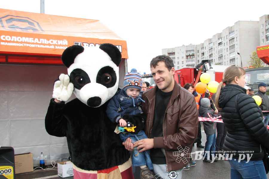 Международный конкурс профессионального мастерства «Лучший оператор гидроманипулятора – 2014»