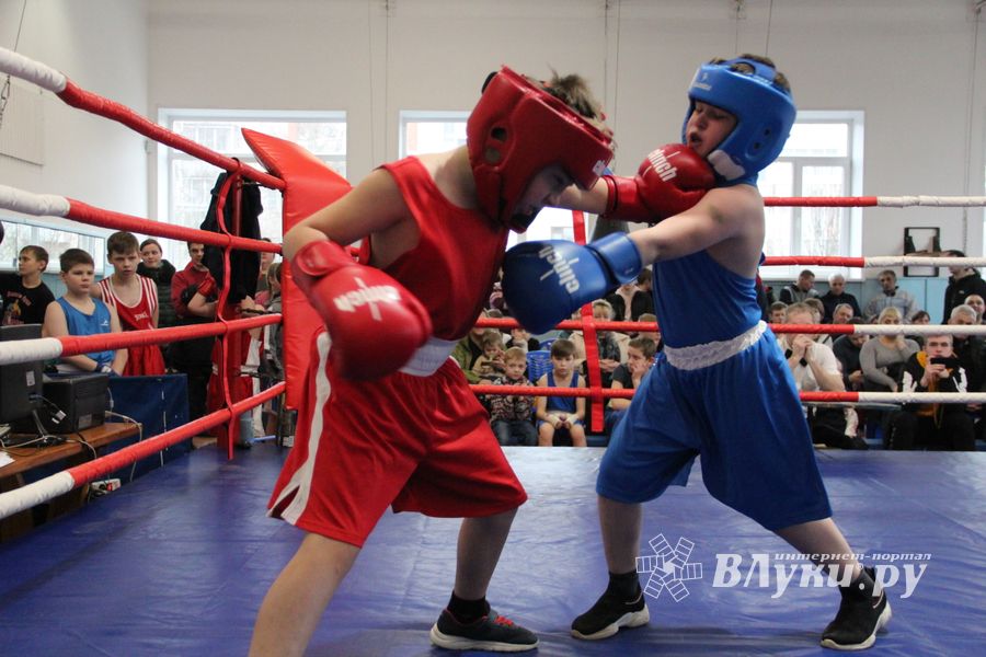 В Великих Луках прошли соревнования, посвященные памяти героев 6-й роты (ФОТО)