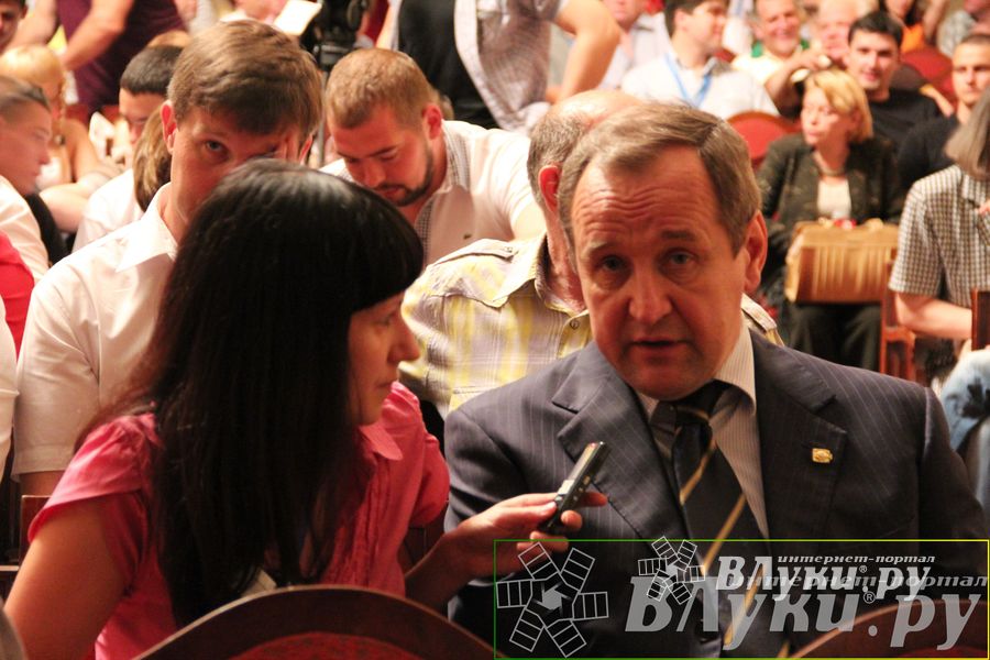 Церемония закрытия 18-й Международной встречи воздухоплавателей в Великих Луках, торжественное награждение