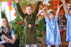 Праздник «День Победы» отметили в великолукском детском саду №8 (фото)