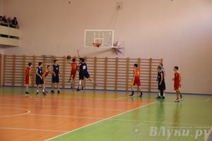 В Великих Луках прошли финальные соревнования VI-ой областной Спартакиады