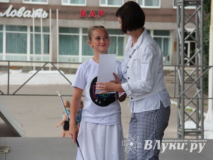 Лучшие мажоретки и барабанщицы награждены (ФОТО)