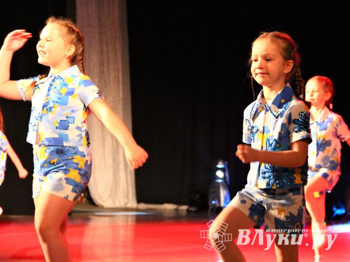 В ГДК им. Ленина прошёл концерт ко Дню матери (ФОТО)