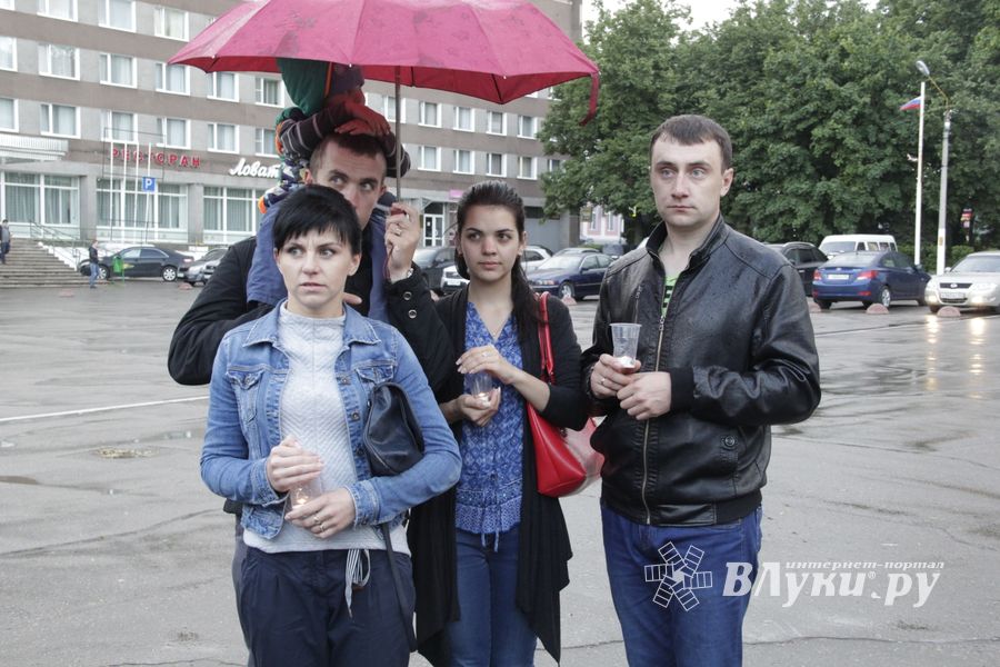 Почтить память павших и поддержать акцию «Свеча памяти» сможет каждый великолучанин (ФОТО)