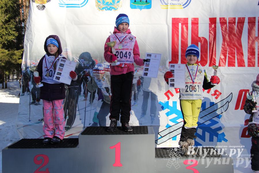 Всероссийская массовая лыжная гонка «Лыжня России 2015» состоялась в Великолукском районе (фото)