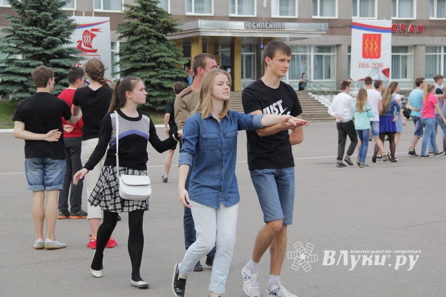 Репетиция вальса