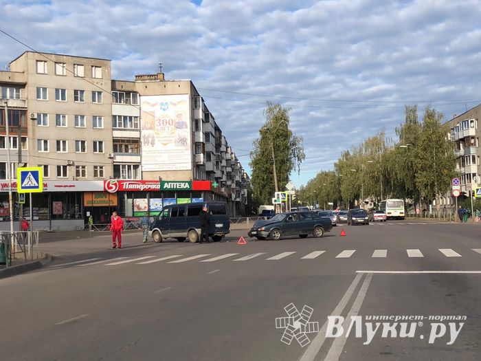 На проспекте Гагарина произошло ДТП (ФОТО)