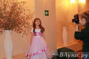 Фотосессия финалисток конкурса «Маленькая красавица Великие Луки 2014»