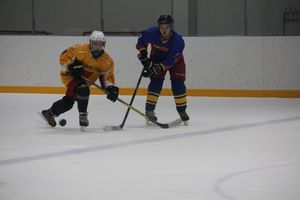 Великолукские хоккейные клубы провели матч в рамках чемпионата города (ФОТО)