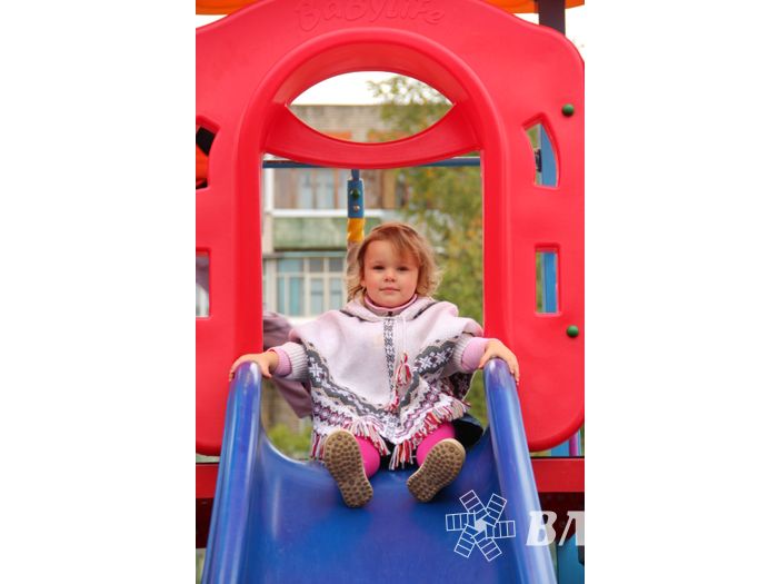 Благоустроенный сквер по улице Жукова начал радовать детей (фото)