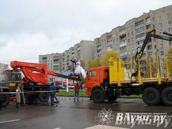 Международный конкурс профессионального мастерства «Лучший оператор гидроманипулятора – 2014»