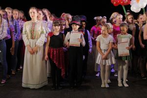 Великие Луки встретили День танца (ФОТО)