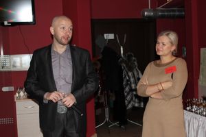 Компания "МТС" поздравляет всех своих клиентов и информационных партнеров с наступающим Новым Годом и Рождеством!