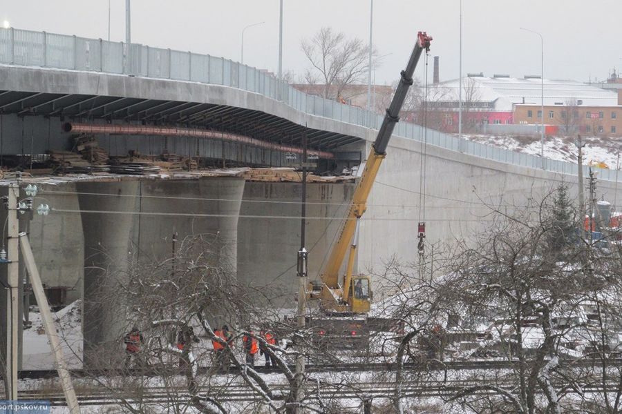 Теперь видно, что путепровод великолукский (ФОТО)