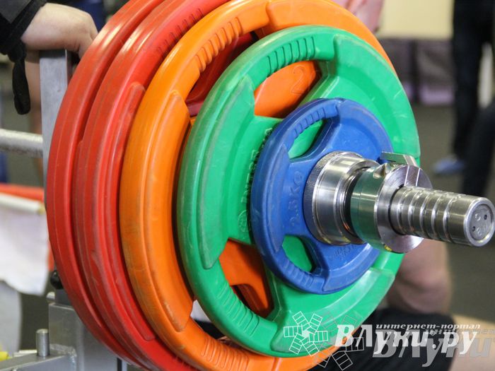 Первенство города по классическому жиму штанги и армлифтинг