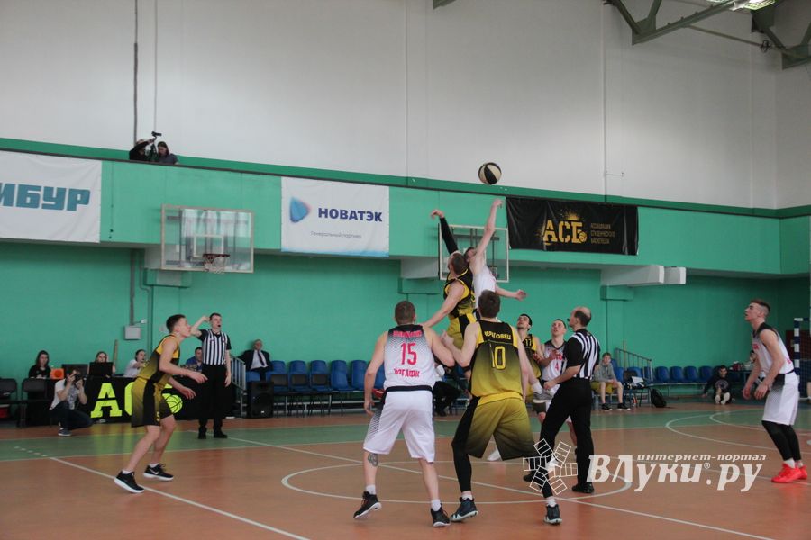 В Великих Луках прошли студенческие игры АСБ Лиги Белова (ФОТО)