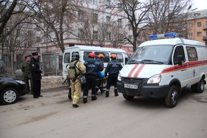 В Великих Луках «захватили заложников» (фото)