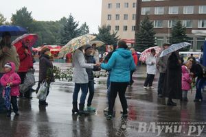 ​Универсальная торговая ярмарка «Осень – 2014» состоялась  в Великих Луках