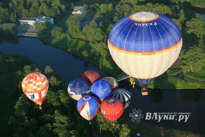 Открытие XVII Международной встречи воздухоплавателей в Великих Луках. Фото ФВС