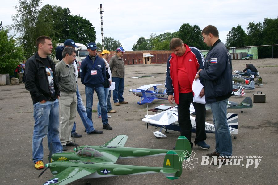 Торжественное открытие чемпионата авиамодельного спорта России состоялось