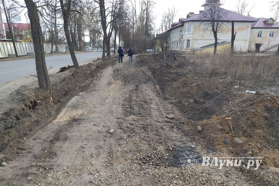 На улице Герцена идёт капитальный ремонт тротуаров (ФОТО)