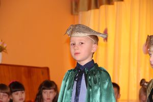 Дети поздравили мам с 8 марта (фото и видео)