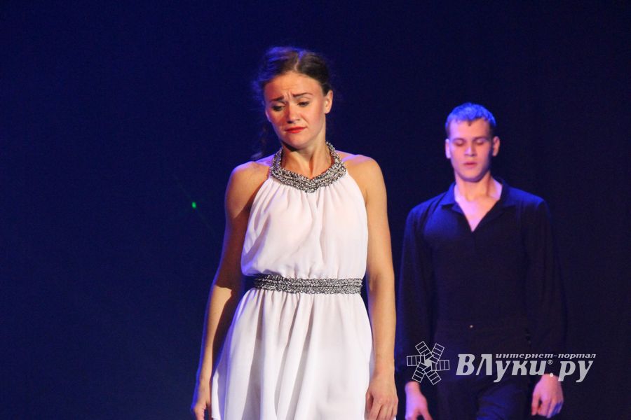 В ДК им. Ленина состоялся концерт театра «Трубадур»