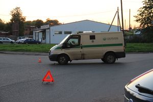 Машина инкассаторов попала в ДТП (ФОТО)