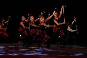 Великие Луки встретили День танца (ФОТО)