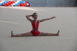 ​В Великих Луках проходят соревнования по художественной гимнастике (ФОТО) (6+)