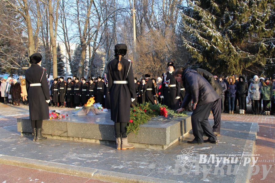 Торжественные мероприятия, посвященные 71-й годовщине освобождения Великих Лук от немецко-фашистских захватчиков (фото)