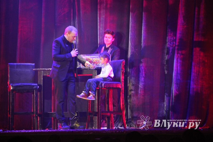 Состоялся концерт братьев Сафроновых «Империя иллюзий» (фото)