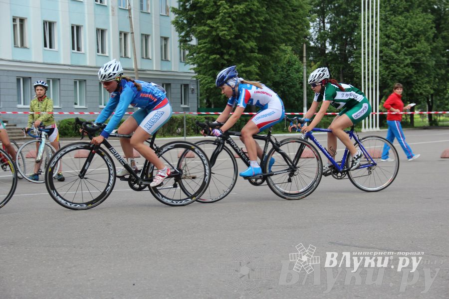 Гонка-критериум по велосипедному спорту