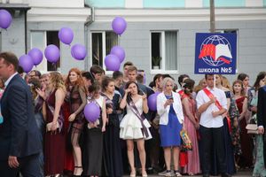 Великолукской «Бригантине» пришлось поплавать под дождём (ФОТО)