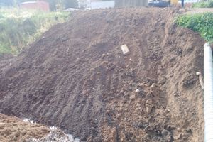 Великолукскую семью вновь превращают в робинзонов (ФОТО)