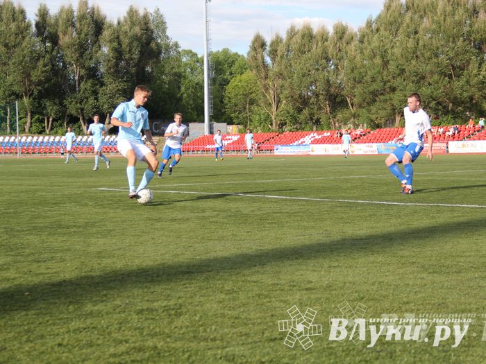 В Великих Луках состоялся матч Первенства СЗФО по футболу между командами «Луки-Энергия» и «Химик»