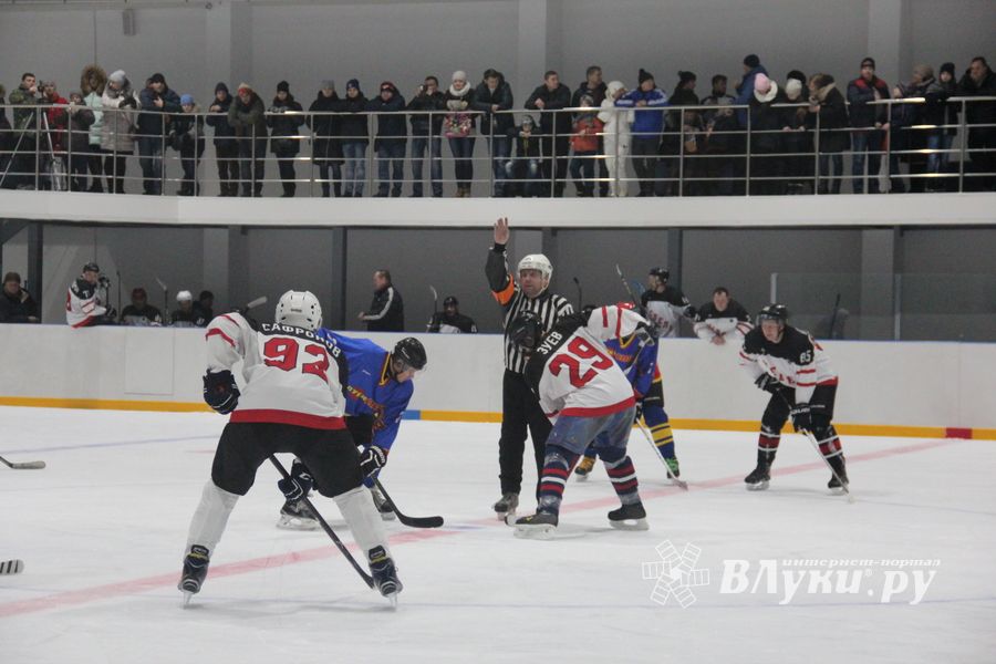 ХК «ЛукиСпорт» разгромила команду Невеля (ФОТО)