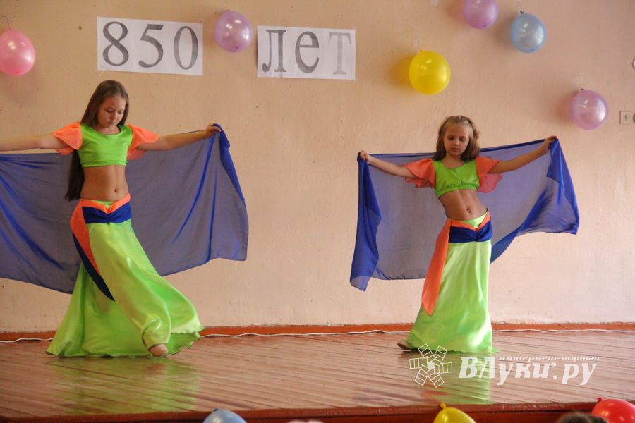 «Мой город Великие Луки — город фонтанов и шаров» (фото)