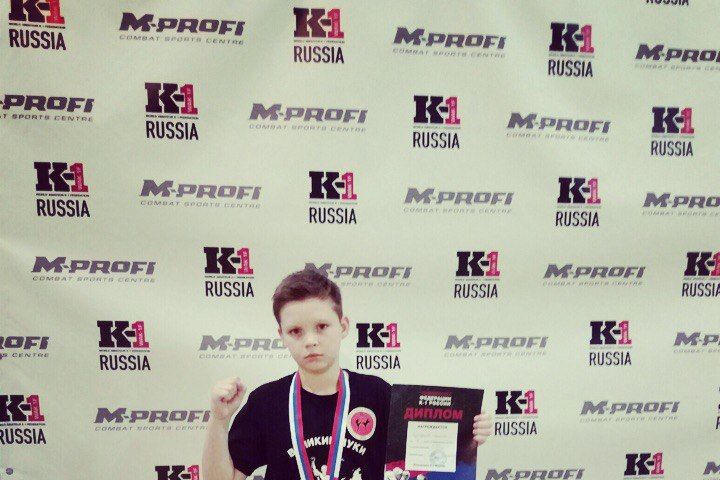 Великолукские кикбоксёры достойно выступили на чемпионате федерации К-1 России (ФОТО)