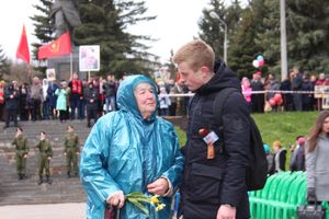 В Великих Луках День Победы празднуют все поколения (ФОТО)