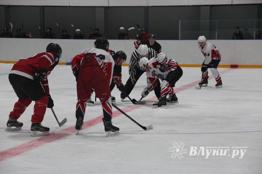 Уверенная победа «Экспресса» на ледовой арене (ФОТО)