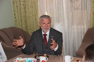 Депутат Госдумы Алексей Журавлев: «Россия начинается в Великих Луках!»