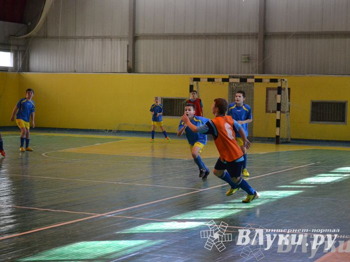 XII Традиционный Международный открытый турнир по мини-футболу среди юношей 2001-2002 г. р.