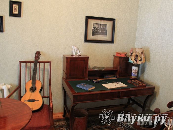 В Великих Луках почтили память академика Виноградова