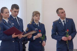 Более 100 педагогов и учащихся Псковской области получили областные и федеральные премии (фото)