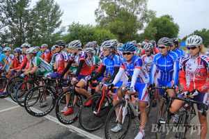 В Великих Луках состоялось награждение победителей Чемпионата России по велоспорту в парной гонке (фото)