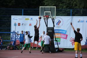 В Великих Луках прошёл Олимпийский День (ФОТО)