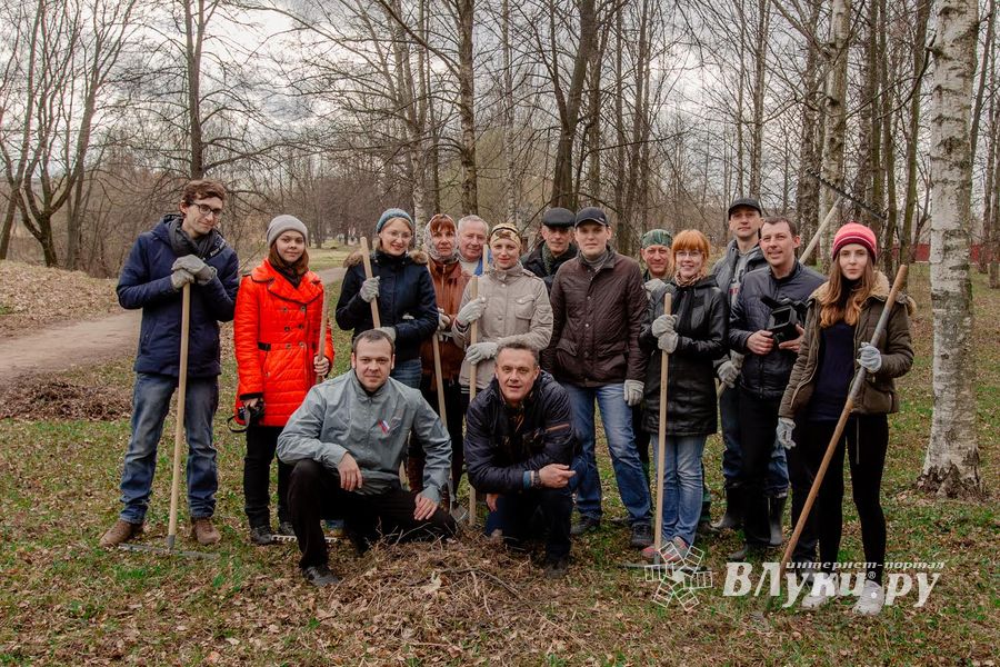 Городские СМИ провели субботник (ФОТО)