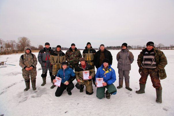 Великолукские рыбаки победили в фестивале по ловле рыбы на блесну (фото)