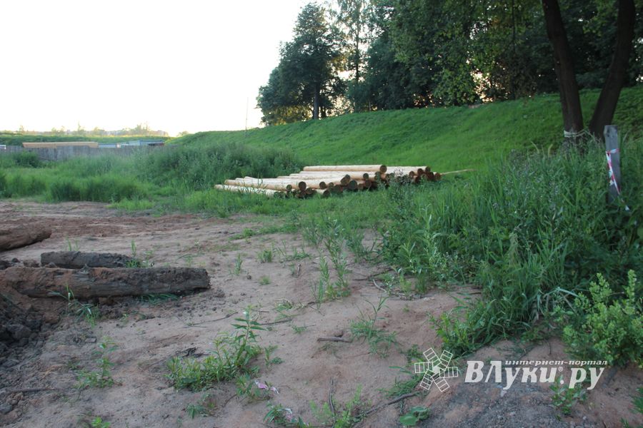 Реконструкция Великолукской крепости продолжается (ФОТО)